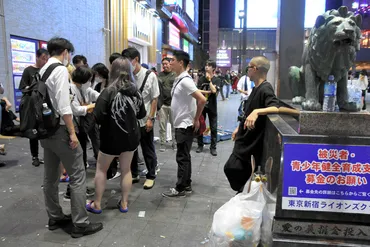 新宿歌舞伎町「トー横」で一斉補導未成年人、緊急搬送の少女も:朝日新聞